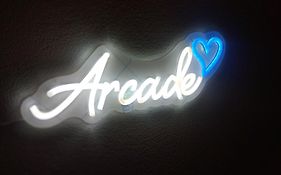 Arcade Central Retro Apartment